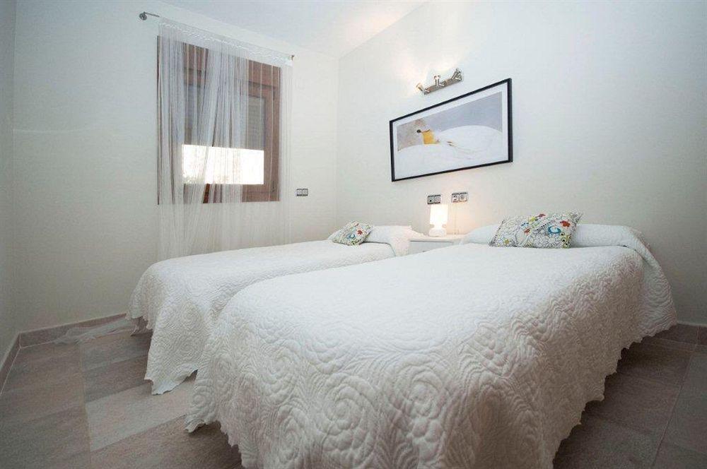 Apartamentos Reserva Del Higueron Deluxe & Spa ベナルマデナ エクステリア 写真